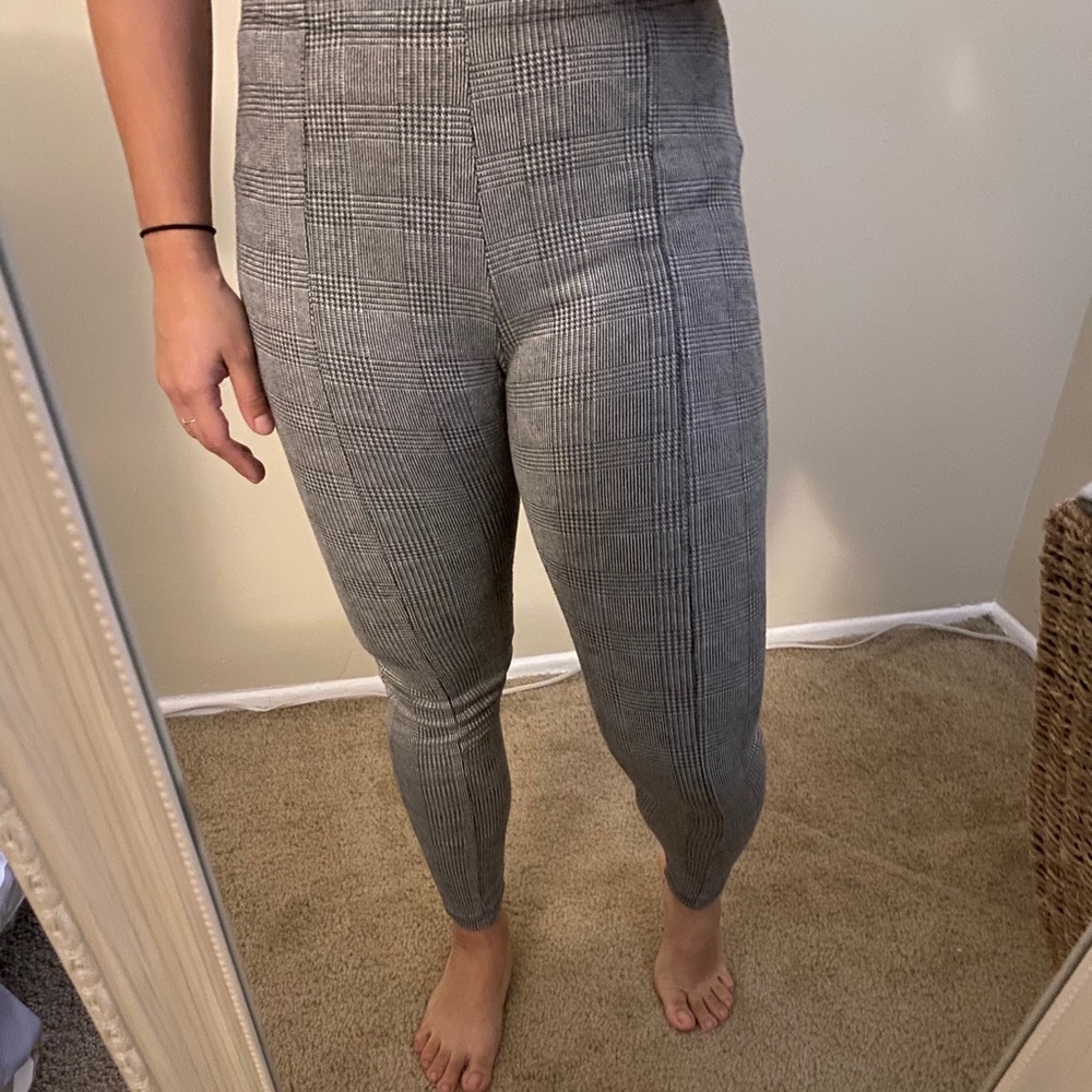 Top and Bottom - Picture 6 of 9